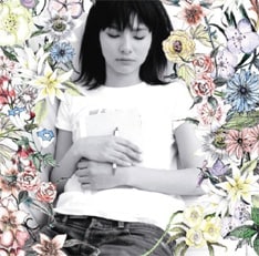 写真は5月16日にリリースされた1stアルバム「NOTEBOOK I～未来の記憶～」。早くも2ndアルバムの発売に期待がかかる。