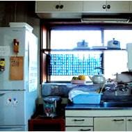 写真は10月発売のシングル「青春色」。「ビール☆ナイト」というイベント名は、彼らが大のビール好きであることから名づけられたそう。