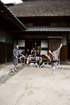 ヒロトはTHE HIGH-LOWS時代、ゴスペル「Amazing Grace」を元ネタに名曲「日曜日よりの使者」を産み出している。それだけに今回も名曲誕生が予想される。