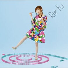 写真は9月5日にリリースしたシングル「5000マイル」。1ヵ月半で早くも次のシングルが発売されることとなる。