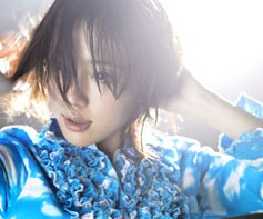 現在TBSのオフィシャルサイトで、新曲「To be free」の歌詞と平原綾香のコメント動画を公開中。番組の予習をかねてチェックしてみてはいかが？