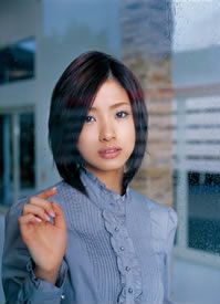 新番組「暴れん坊ママ」では初のママ役に挑戦。またもキュートな笑顔を見せてくれそうだ。