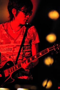 現在開催されているスガシカオのツアー「FUNKY FIRE TOUR '07」は来週10月30日の東京・STUDIO COASTで最終公演を迎える。