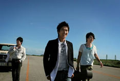 アルバムに収録される新曲「I Promise You」が主題歌として起用された映画｢SS -エスエス-｣は、哀川翔や遠藤憲一らが出演するカーアクション映画。公開は2008年新春予定。