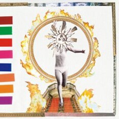 本日彼らのオフィシャルサイトがリニューアル。最新情報をいち早く入手できるメールマガジンやフォトギャラリー、そしてスタッフによるコラムが新設された（写真はミニアルバム「Immortal」）。