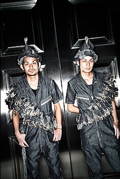 オフィシャルブログでは当日の収録について「お客さんもあたたかく心配していたライブもうまくいきました。トークもうまく(？)いったと思います」とコメント。普段はあまり聞けない2人のトークに注目。