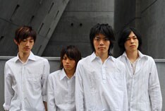 2ndアルバムに向けいよいよ本格始動を開始したRAVE。今後の動きにも注目しておこう。