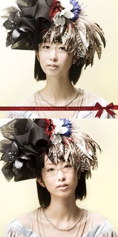 写真は、上から初回限定盤・通常盤。2月にはアルバムに伴うホールライブも開催。