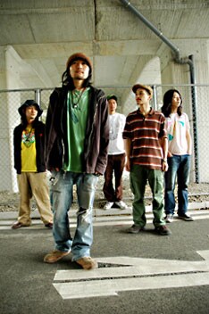 大晦日のラストライブ前にも、12月9日に渋谷 乙、12月19日に青山 Loop、12月23日に下北沢 BASEMENTBARでライブを行う。