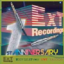 なお、本作は12月27日に代官山UNITで開催されるレーベル設立1周年記念パーティ「ExT Recordings 1st ANNIVERSARY」の会場にて先行販売される予定。