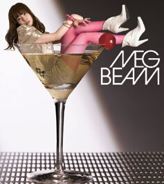 ドラマのエンディング「Brand New Me」は新人ユニットRAUH-WELTが担当。こちらは1月16日リリース（写真はMEGのアルバム「BEAM」）。