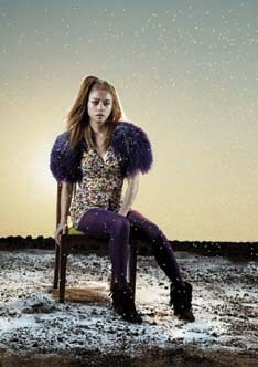 1月16日にはニューシングル「TROPHY」をリリースするChara。こちらはTOYOTA bBのCMソングとして現在オンエア中。