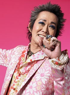 年末はさまざまなイベントで、完全復活した歌声を披露してくれたキヨシロー。ますますパワフルになった彼のパフォーマンスに注目だ。