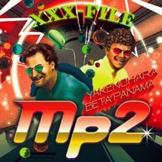昨年発売されたMP2によるミックスCD「XXX-File」。PCでダウンロードしたMP3音源のみが使用されている数々のマッシュアップを収録。
