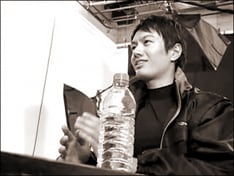 押尾を起用した各種広告は4月より展開予定。今後は音楽活動や俳優業の再開にも期待がかかる。