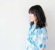 5年ぶりにリリースされたアルバム「music & me」。楽曲制作者とのライブセッションに注目が集まるところだ。