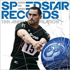 この日のチケットは即日完売。Cocco×岸田繁、つじあやの×山田将司は未発表のナンバーを披露するなど、見所満載のライブとなった（写真はSPEEDSTAR初のレーベルコンピ盤「ハンマーソングス」）。