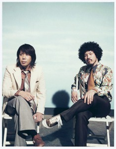 「W-ARENA」はヒット曲中心のセットリストで行われたツアー。このアルバムもおなじみのナンバーばかりの、豪華な内容になりそうだ。