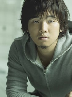 ホールツアーのバンドメンバーは山本タカシ(G)、鹿島達也(B)、坂田学(Dr)、山本隆二(Key)。