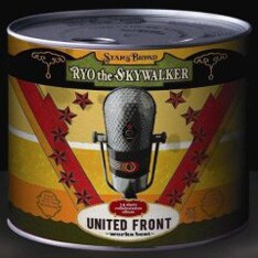 オリジナルアルバムとはひと味違ったセレクトで、彼の新たな魅力を改めて発見できる1枚だ。