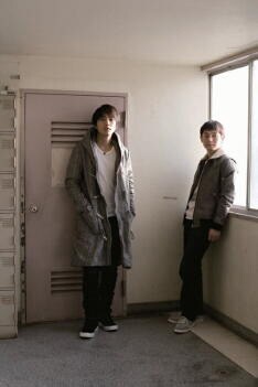 アルバム初回限定盤に付属するDVDには、「ワンダフルワールド」のミュージッククリップを含む映像作品「WONDERFUL WORLD」が収録される。