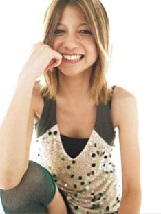 MySpaceでは過去の楽曲の試聴も行われている。