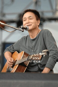 小田和正の自己最大規模となるコンサートツアーは4月5日からスタート。全国津々浦々で全49公演が開催される。