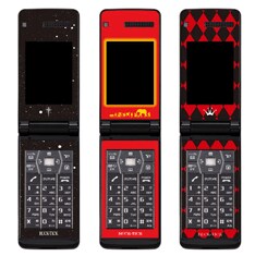 写真はBUCK-TICKモデル。今後は、清春モデルの端末の発売も予定されている。