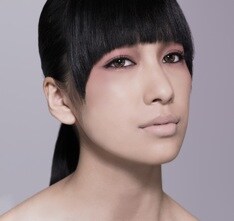 今回の特集は、ナタリーのスタッフが中島美嘉のロックスピリットに惚れ込んだことがきっかけで実現。