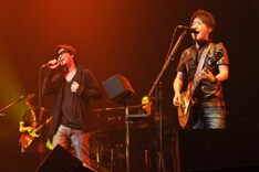 このツアーは6月5日の大阪城ホール公演まで、全国14会場33公演にわたって行われる。