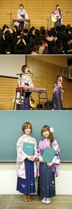 奇しくも当日は互いに同じ紫色の袴だった2人。卒業式のエピソードはオフィシャルブログにも綴られているのでチェックしてみよう。