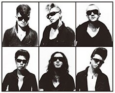 氣志團以前に組んでいたバンドではボーカルを担当していた星グランマニエ（写真左下）。どのような楽曲を披露してくれるのか、またどのようなファッションで登場するのか、ランマファンならずとも注目だ。