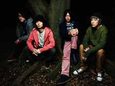 富士五湖文化センターは客席数1,016席。富士急行・月江寺駅から徒歩3分の位置にある。