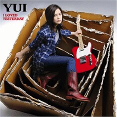 写真は「OH YEAH」が収録されたYUIの3rdアルバム「I LOVED YESTERDAY」。初回盤はDVD付きの2枚組仕様となる。