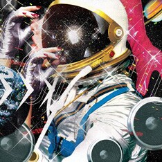 リフ主体で攻める独自のグルーヴにさらなる磨きがかかった最新作「パラサイティック・ガール」。