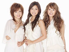 美勇伝のラストシングル「なんにも言わずに I LOVE YOU」には、各メンバーのソロ曲も収録。