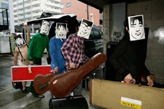 完全生産限定盤の枚数と価格は、ヒダカトオルの誕生日6月5日にちなんで決定されたとのこと（6000枚/税抜5000円）。