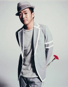 SEAMO塾長の真の姿が堪能できるマストアイテム登場。ex.シーモネーターとしての片鱗もうかがえる怪作だ。