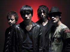 5月3日には下北沢・ハイラインレコーズで、5月10日にはタワーレコード札幌ピヴォ店でインストアライブが開催。