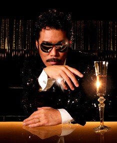 カップリングには「渋谷で5時」新バージョンと、両曲の男女別カラオケを収録。