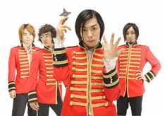 アルバムのリリースにあわせ、5月1日より公式ファンクラブ「薔薇色グルーピー」が発足することも決定。