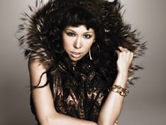 全国ツアーのファイナルは5月27日・28日に日本武道館で開催。