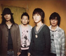 現在、新曲「The World Is Mine」を着うた・着うたフルで先行配信中。