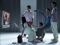 椎名林檎10周年ベストCD＆DVDに続き、またしてもうれしい知らせが到着。