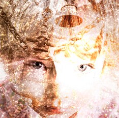 シングルには購入特典として、7月11日・12日にZepp Tokyoで行われる「公開リハーサル」招待券の応募抽選用ステッカーが封入される。