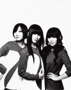 地元・広島での大型イベントへの出演が決定したPerfume。彼女たちにとっては凱旋公演とも言えるステージとなりそうだ。