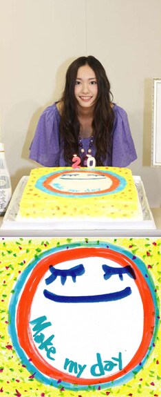 ガッキーは新作カップリング収録曲「ソバニ」で作詞にも積極的にチャレンジしている。