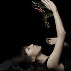 鬼束ちひろが映画主題歌とライブDVDを同時発売