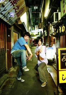 グッドラックヘイワは元SAKEROCKのキーボード野村卓史と、SAKEROCKやGood Dog Happy Menなどさまざまなバンドを掛け持ちするドラム伊藤大地の2人によるユニット。