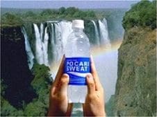 「魔法の手」篇のCM動画は大塚製薬のサイトにて現在公開中。